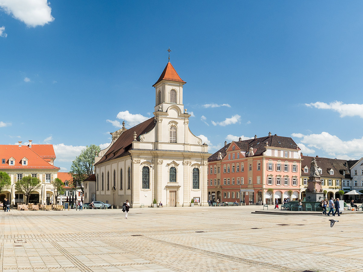 asperg-froehliche-ostertage-marktplatz-ludwigsburg-82951054.jpg