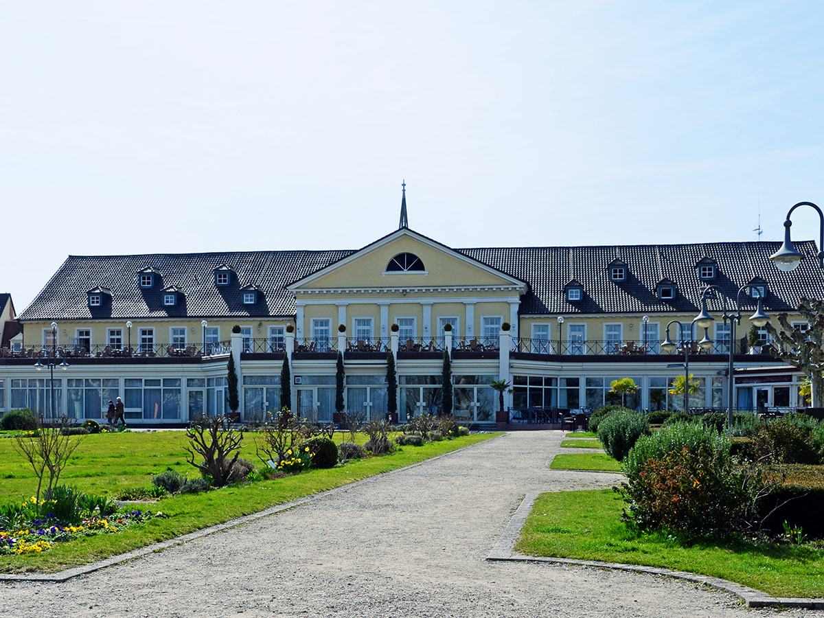 bad-duerkheim-die-pfalz-traumland-zwischen-wald-wein-und-rhein-kurhaus-mit-spielbank-bad-duerkheim-407222942.jpg