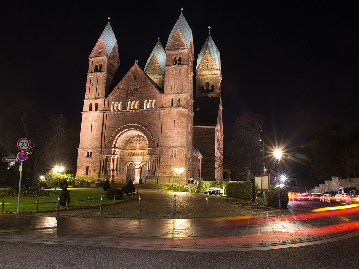 bad-homburg-erloeser-church-bad-homburg-99143002.jpg