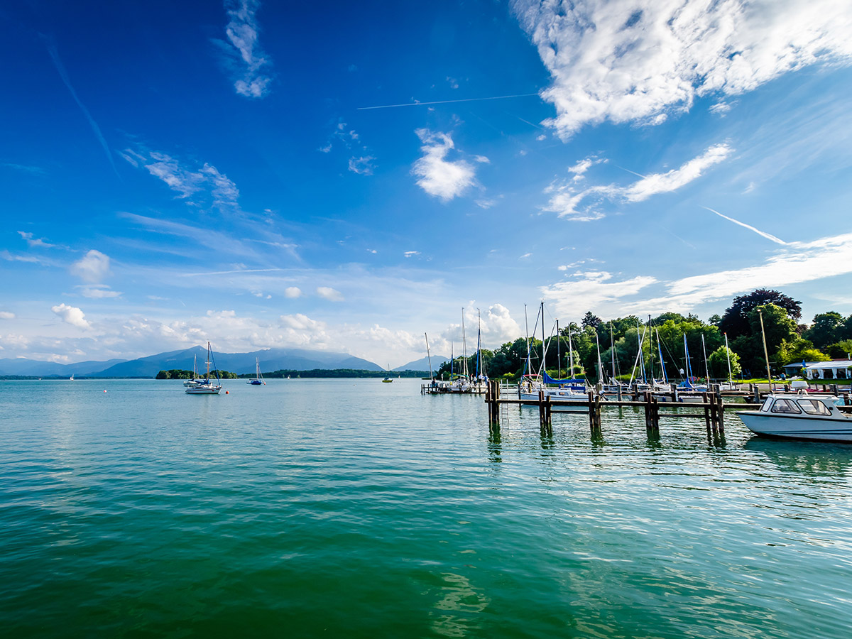 bad-reichenhall-das-bad-der-koenige-chiemsee-75213365.jpg
