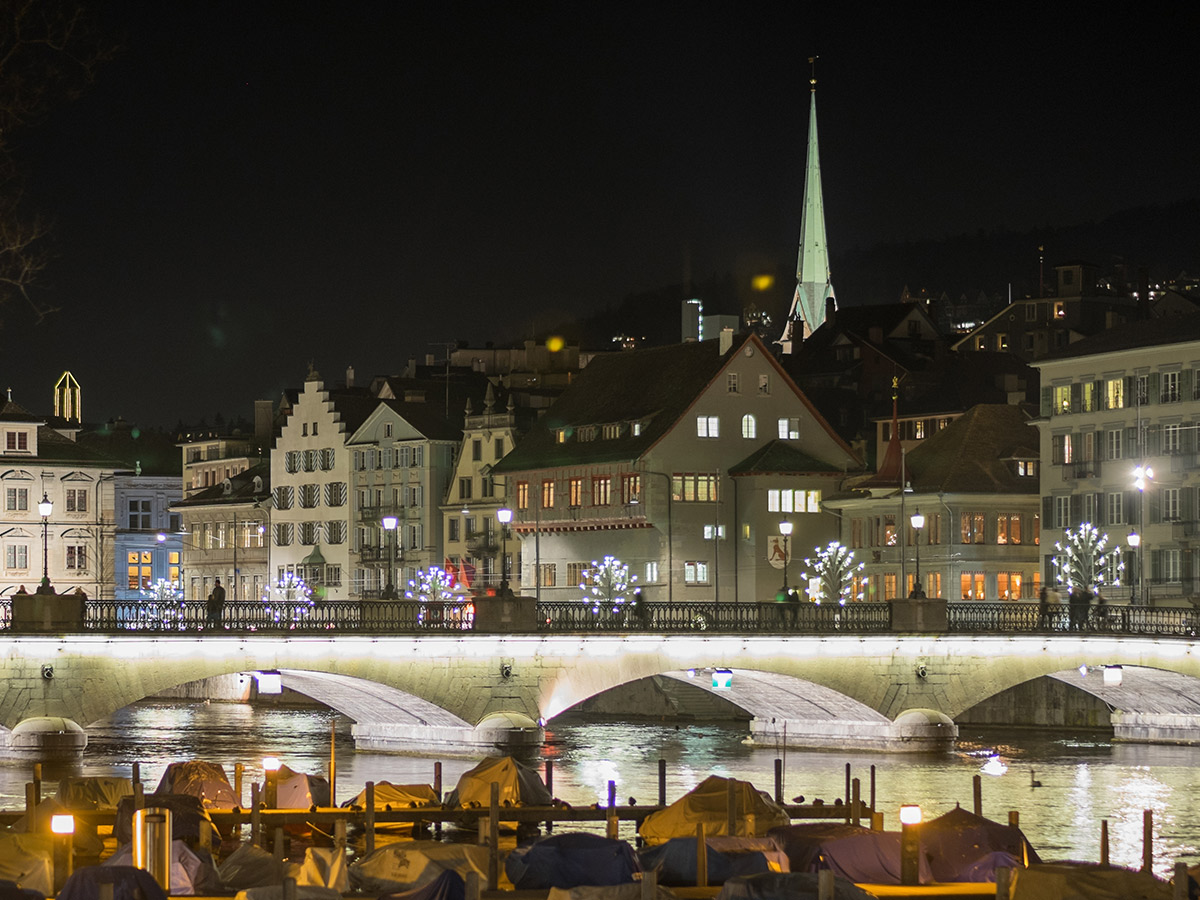 bad-saeckingen-suedschwarzwald-festliche-tage-im-dreilaendereck-weihnachten-in-zuerich-74648213.jpg