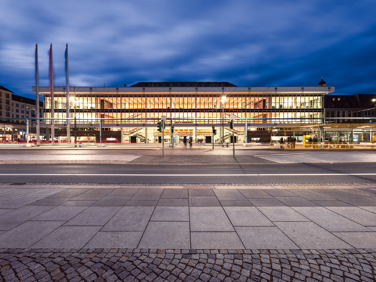 Außenansicht Kulturpalast © Björn Kadenbach