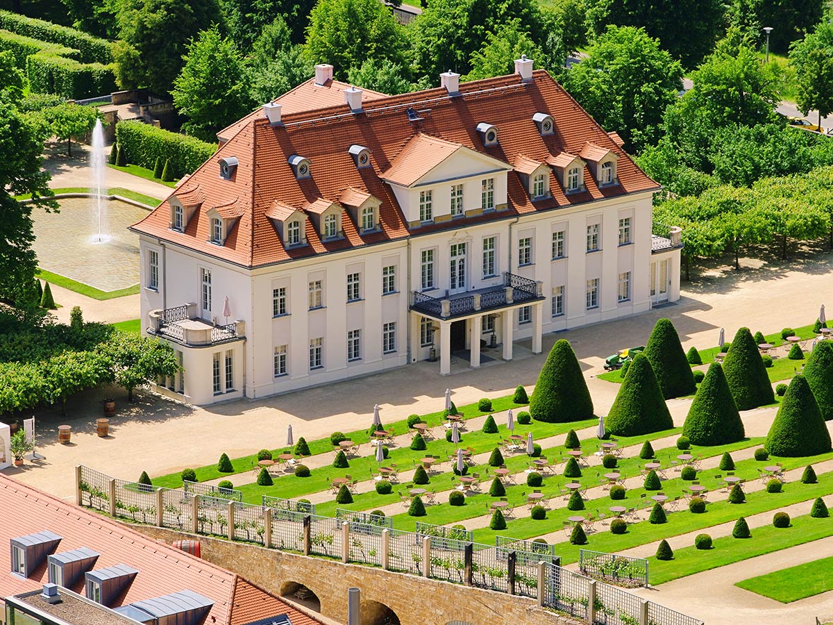 dresden-und-das-elbland-mit-besuch-der-porzellanmanufaktur-meissen-radebeul-schloss-wackerbarth-32731193.jpg