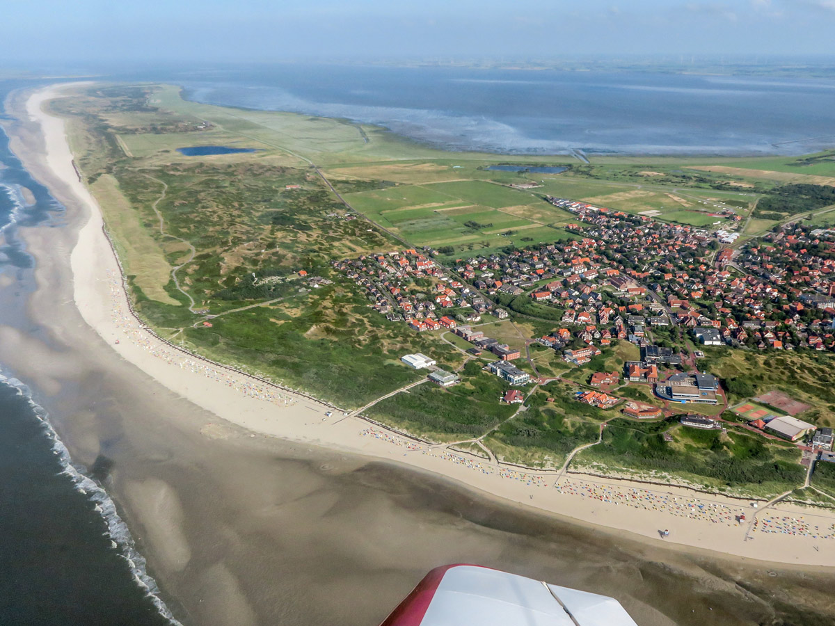 langeoog-die-sonnige-urlaubsinsel-im-weltnaturerbe-wattenmeer-langeoog-174180365.jpg