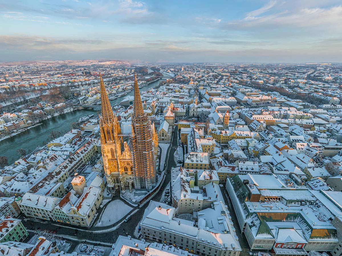 regensburg-adventliche-klaenge-mit-den-domspatzen-und-winterzauber-rundum-regensburg-regensburger-altstadt-1034939142.jpg