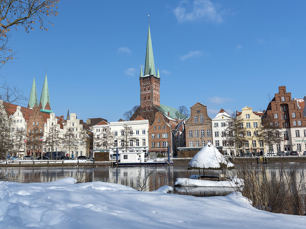 weissenhaeuser-strand-weihnachtliches-holstein-luebeck-an-der-trave-194860185.jpg