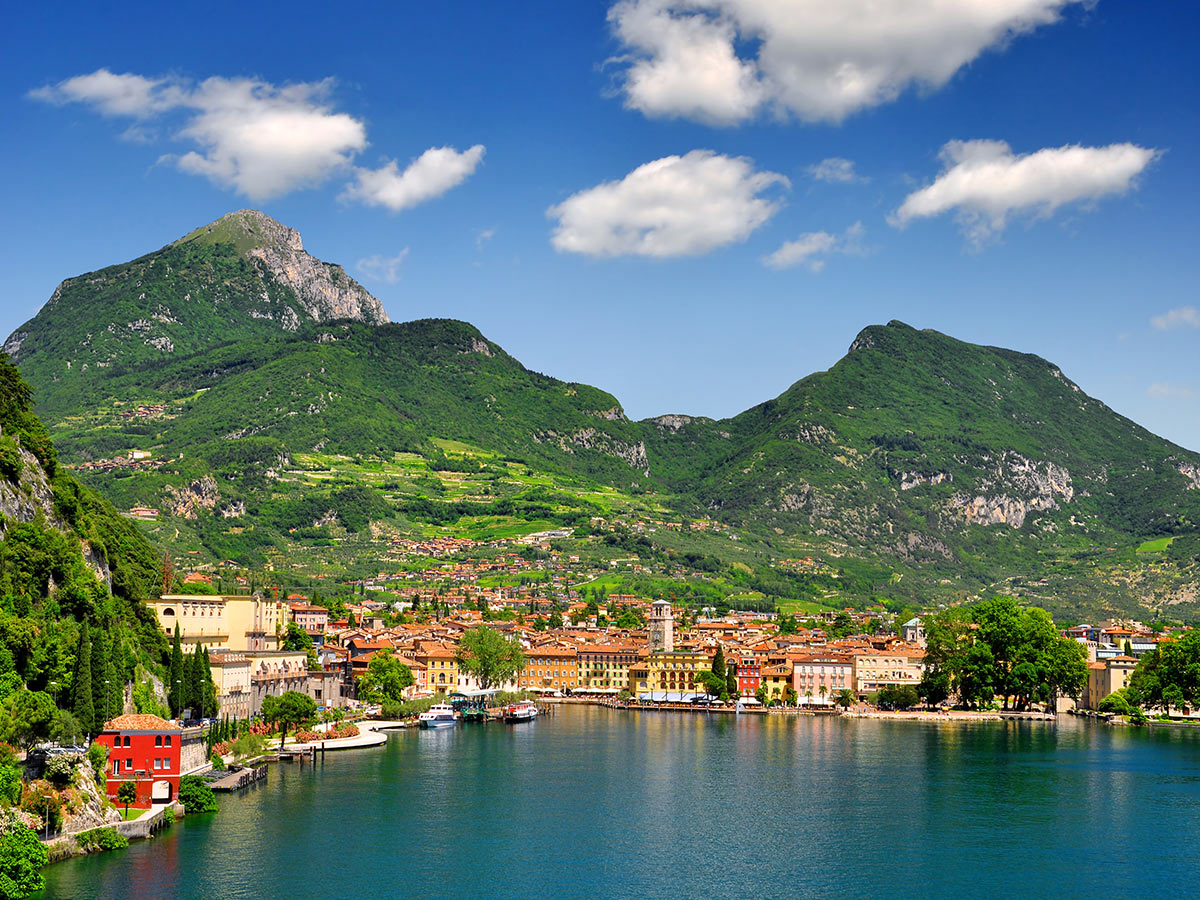 molveno-zauberhafte-brenta-dolomiten-riva-del-garda-45857570.jpg