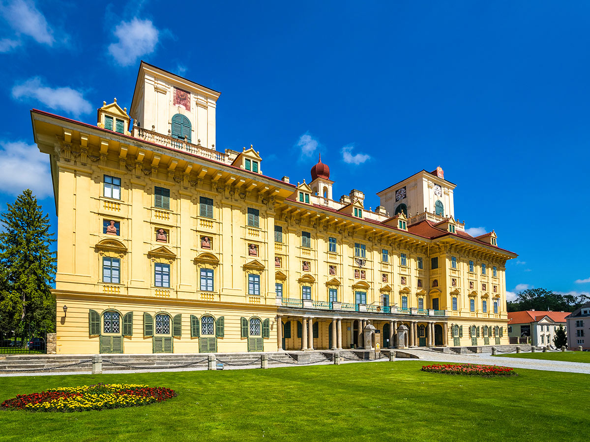 kaiserstadt-wien-genuss-und-kultur-fuer-alle-sinne-schloss-esterhazy-82863629.jpg