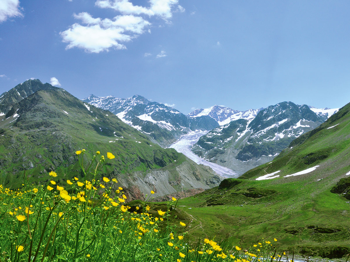 kaunertal-tirol-begruessen-sie-den-fruehling-voller-farben-und-kontraste-mit-ausflug-nach-seefeld-gepatschferner-kaunertal-25315438.jpg