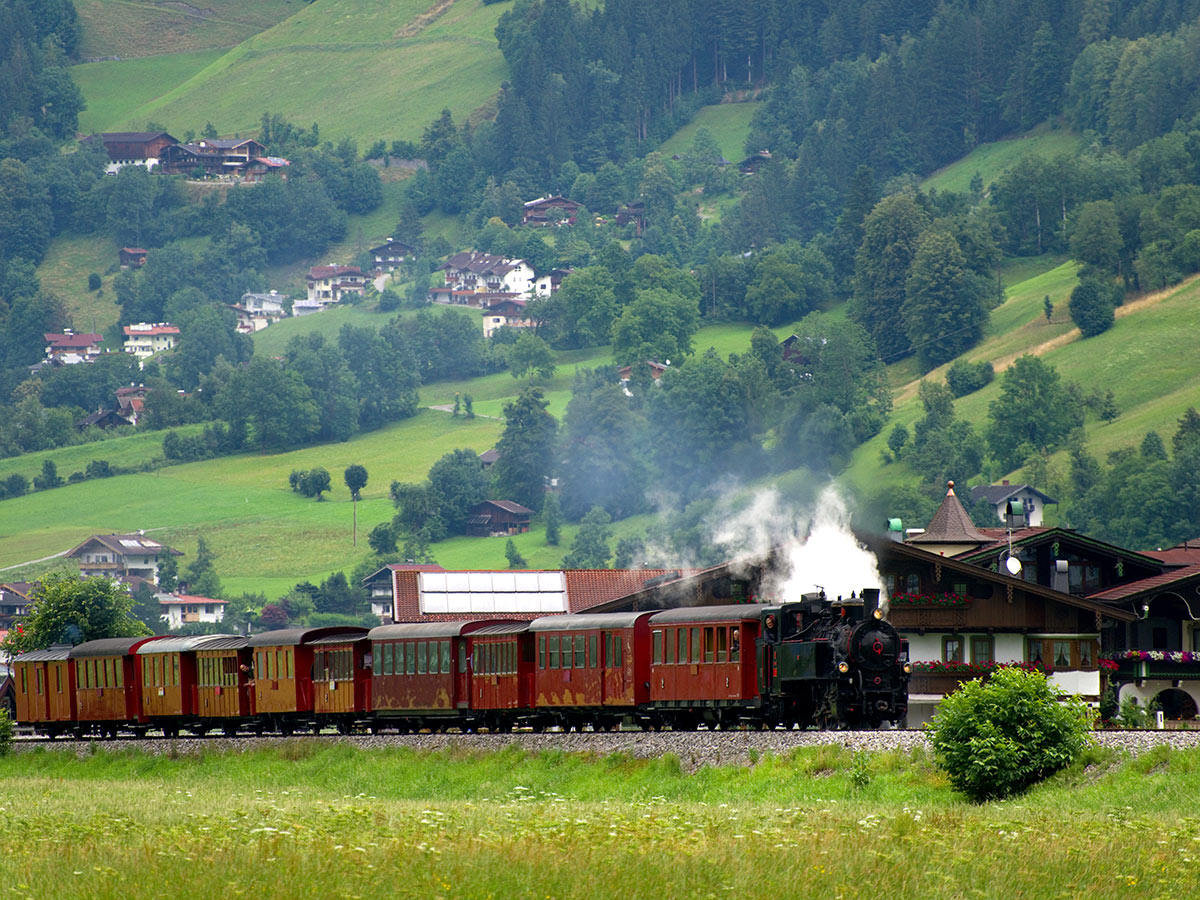 pertisau-heitere-urlaubstage-zillertalbahn-74601214.jpg