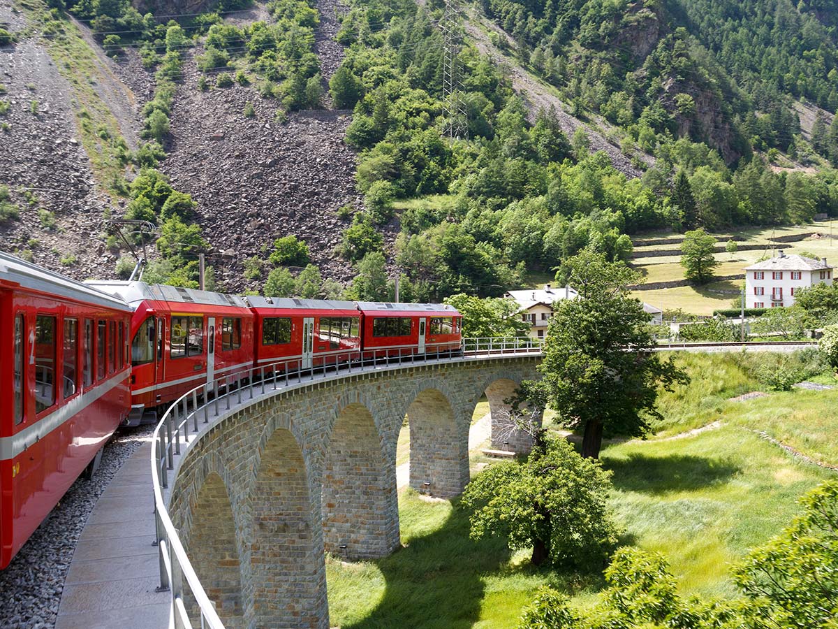 Bernina- und Glacier-Express