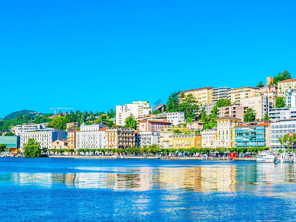 lugano-fruehling-im-tessin-blick-auf-lugano-234826409.jpg