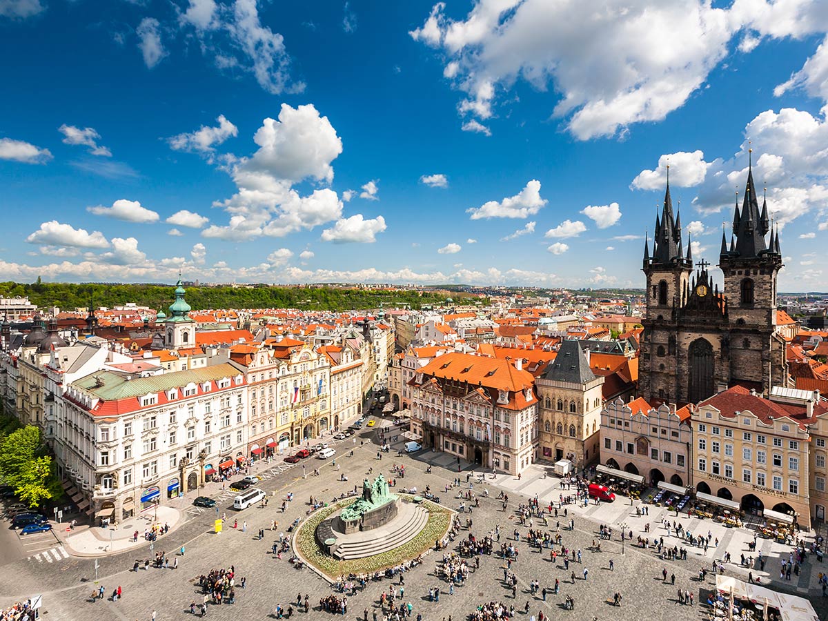 prag-zeitreise-durch-die-stadt-des-jugendstils-und-der-100-tuerme-altstadt-65628413.jpg