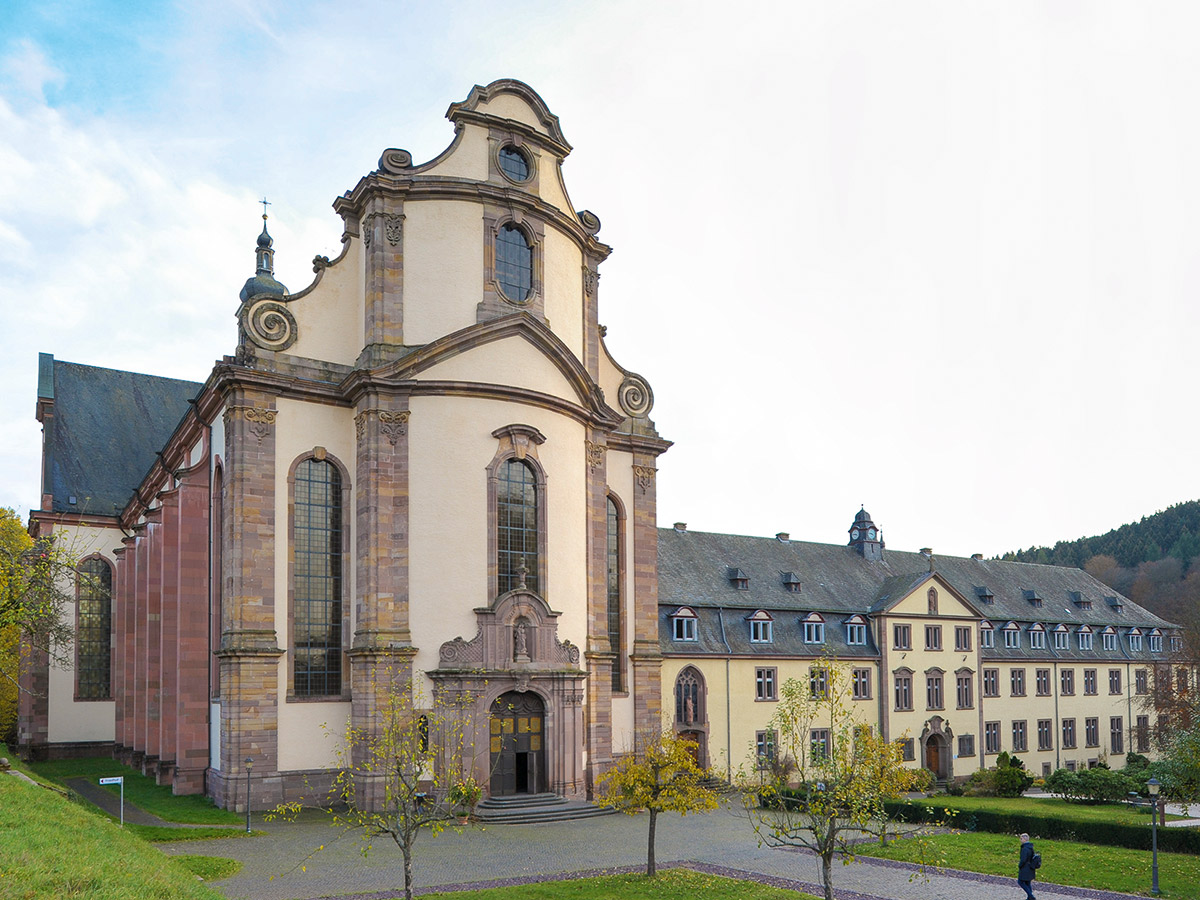 abtei-himmerod-in-der-eifel-eine-oase-der-ruhe-und-der-entspannung-him-0001-pk.jpg