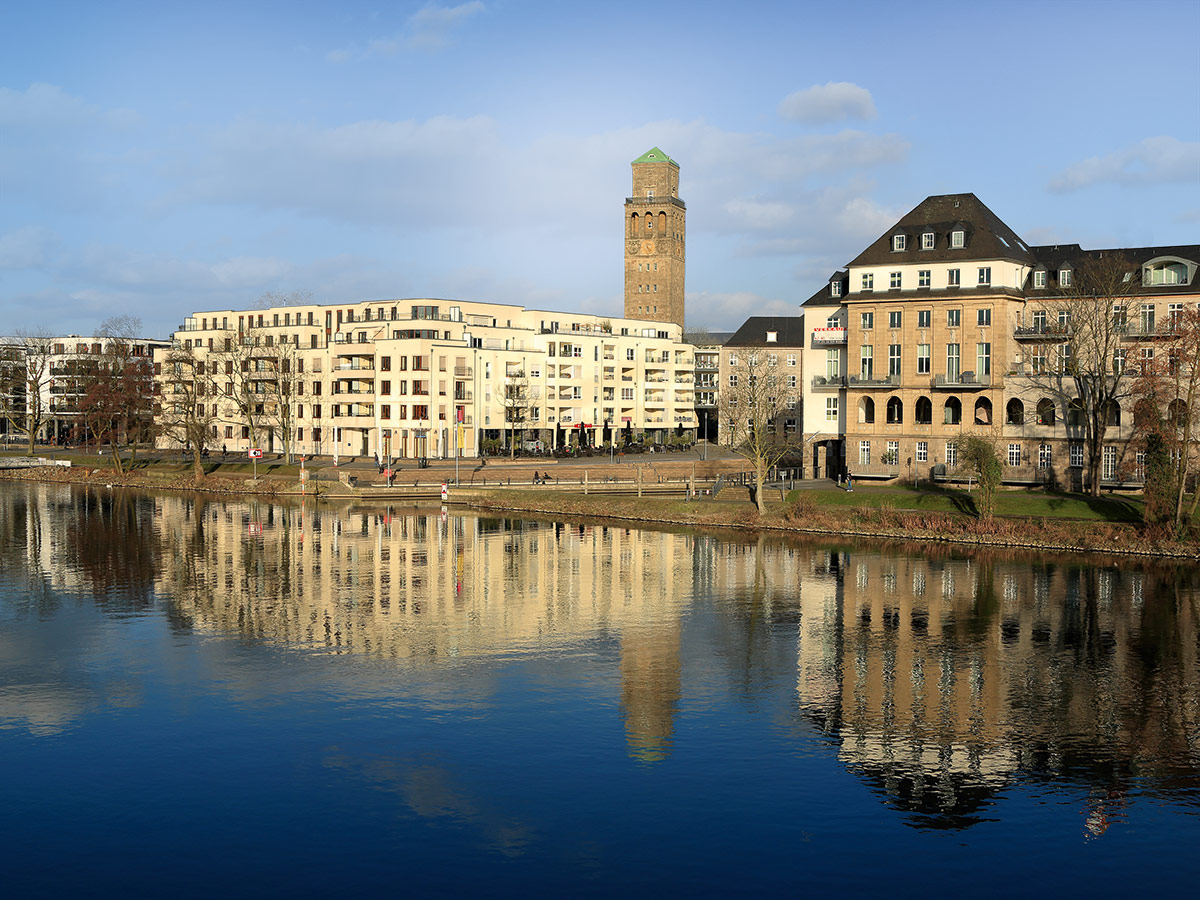 muelheim-an-der-ruhr-entdeckungen-zwischen-historie-und-flusslandschaft-196259455.jpg