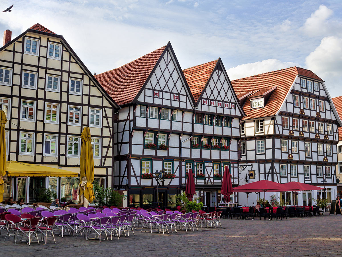 soest-und-bad-sassendorf-mit-kurpark-und-rosengarten-adobestock-93817011.jpg